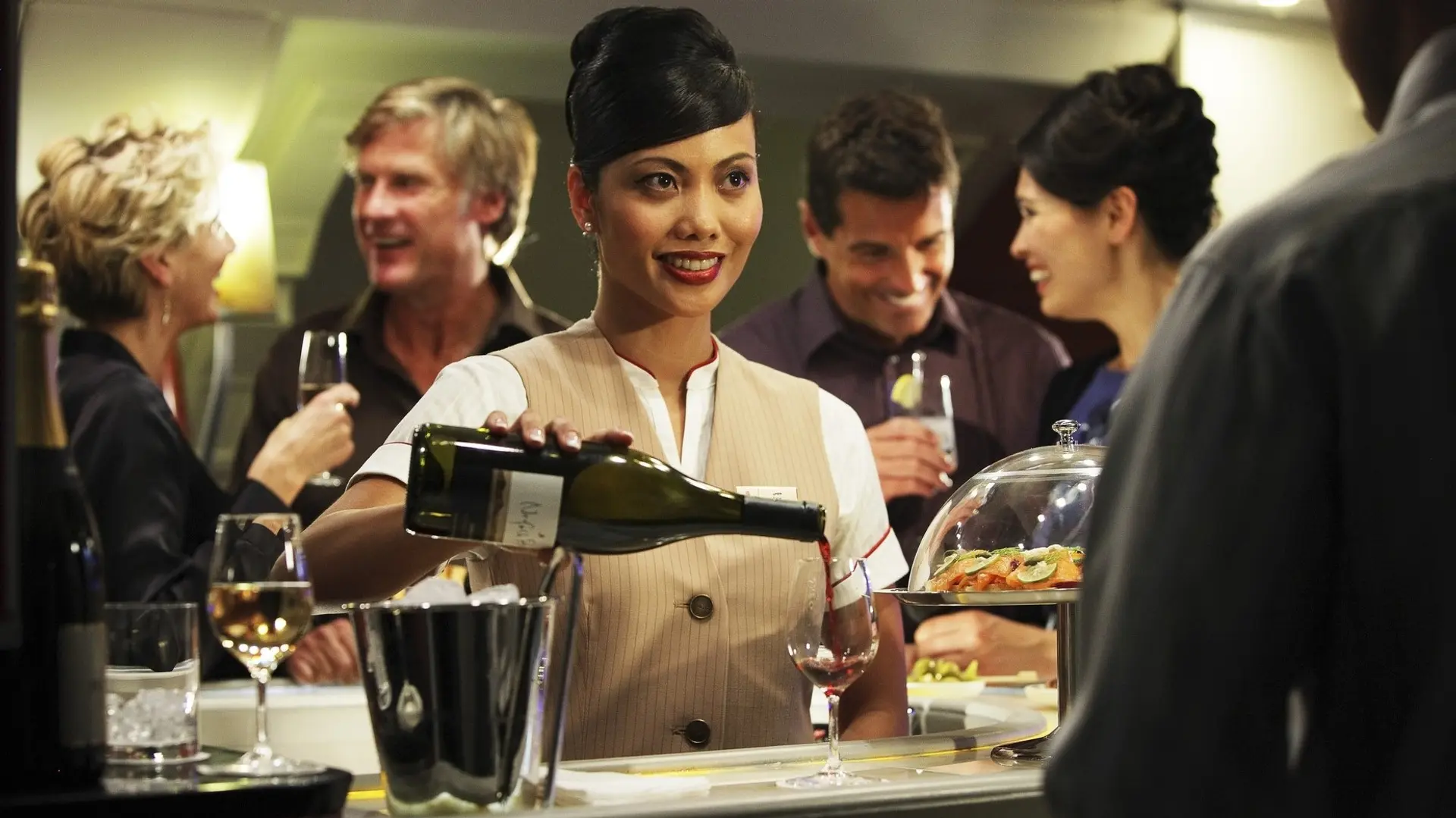 Airline review Service - Emirates - 3