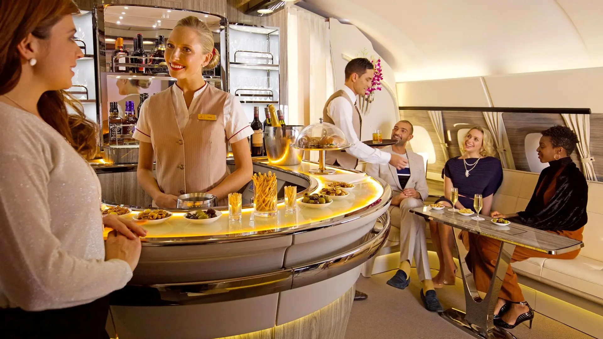 Airline review Amenities & Facilities - Emirates - 3