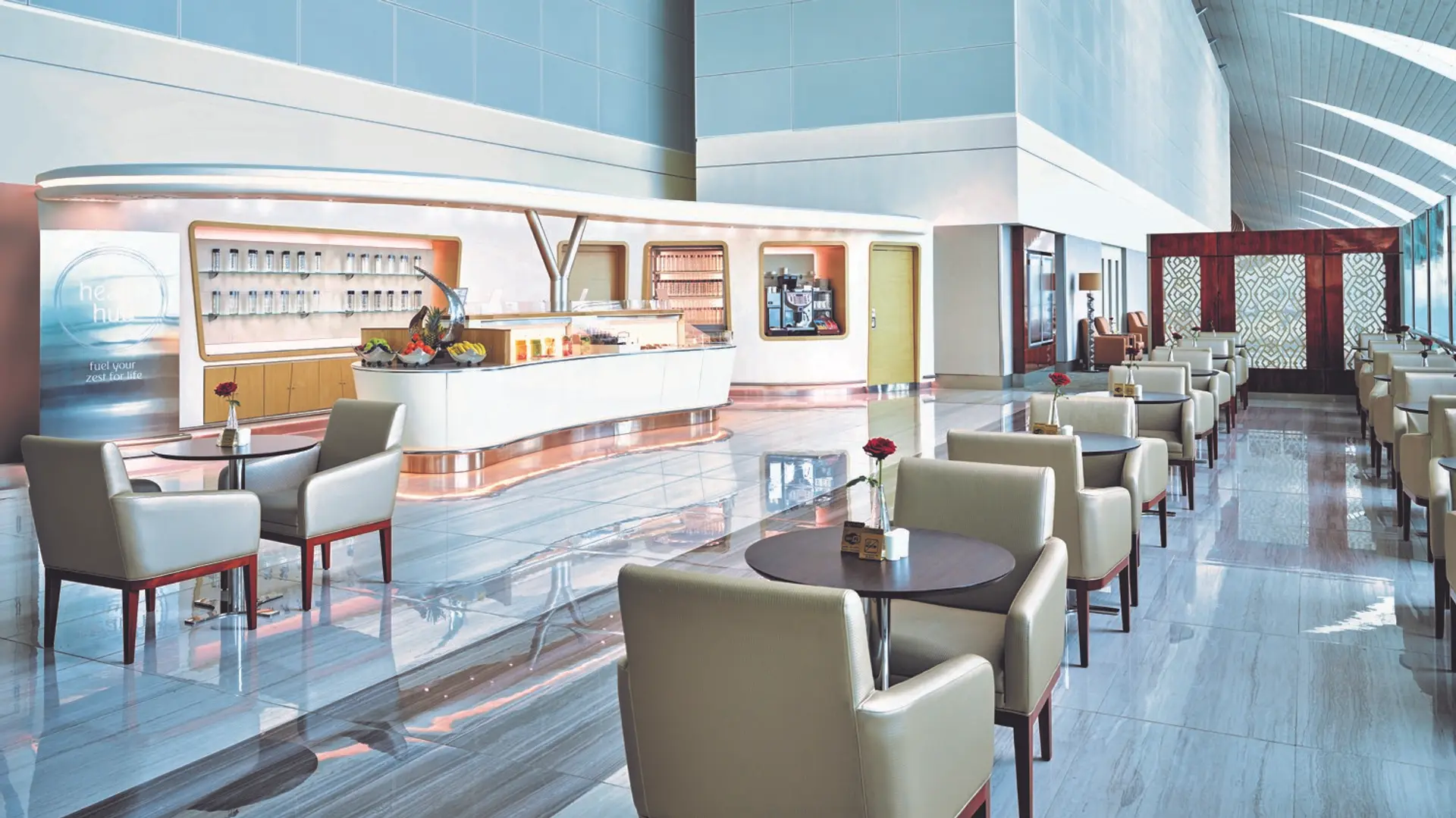 Airline review Airport experience - Emirates - 4