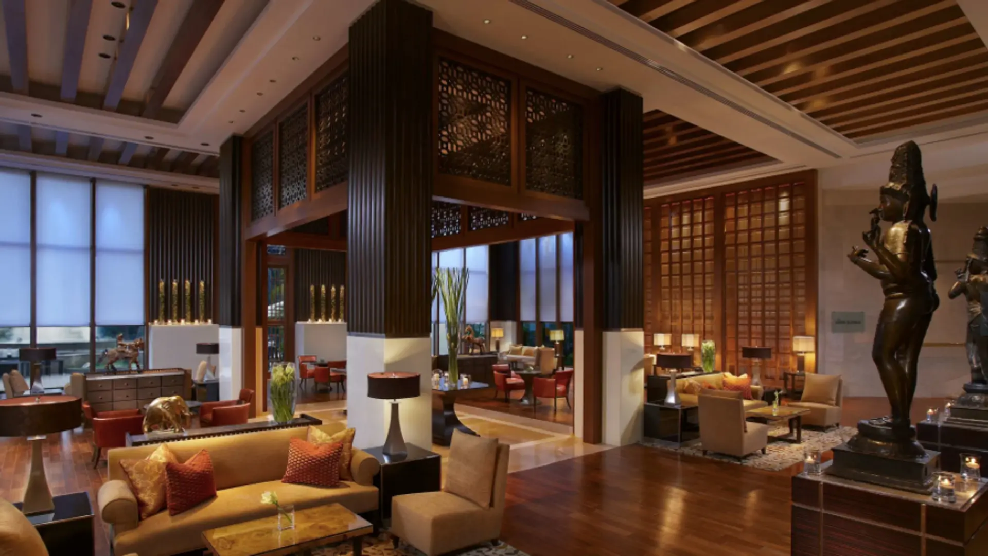 Lounge at The Leela, Mumbai