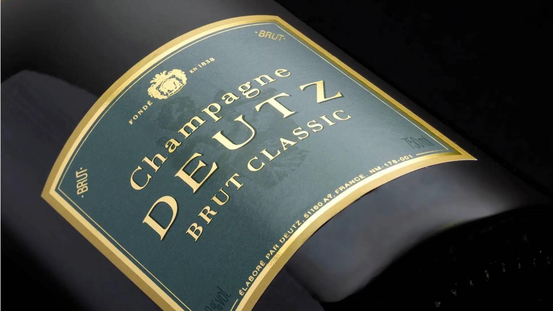 Champagne deutz brut classic flask