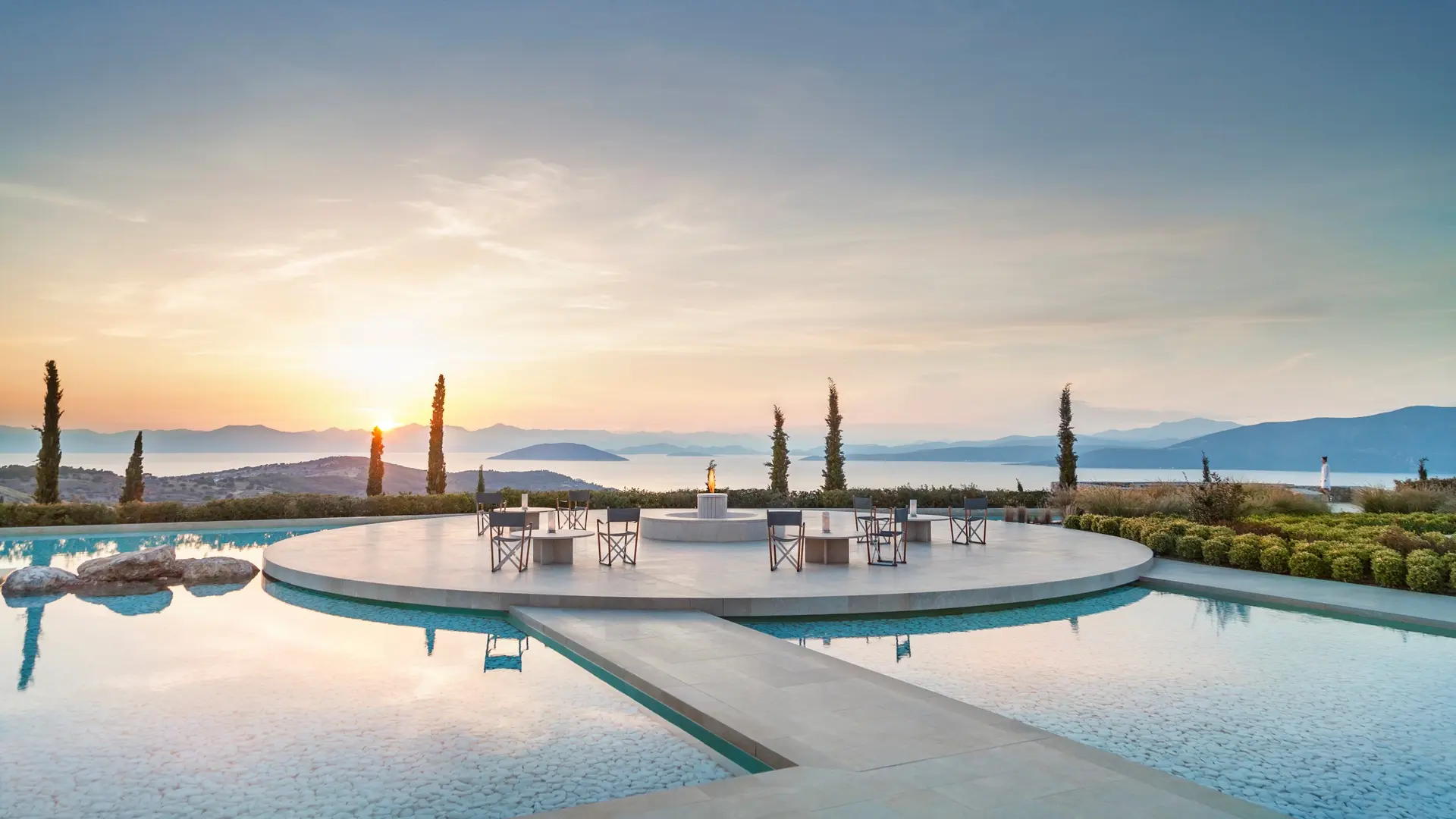 Hotel review Service & Facilities' - Amanzoe - 3