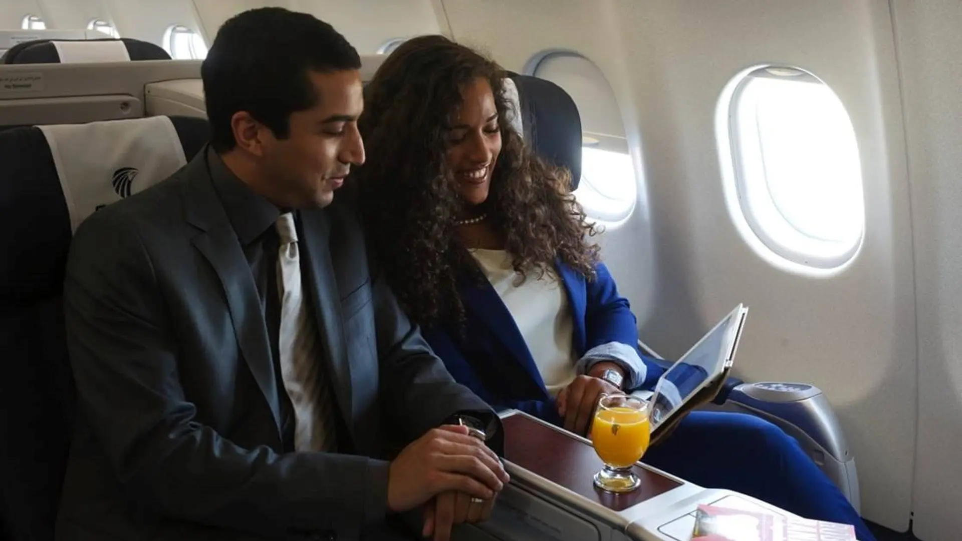 Airline review Entertainment - Egyptair - 3