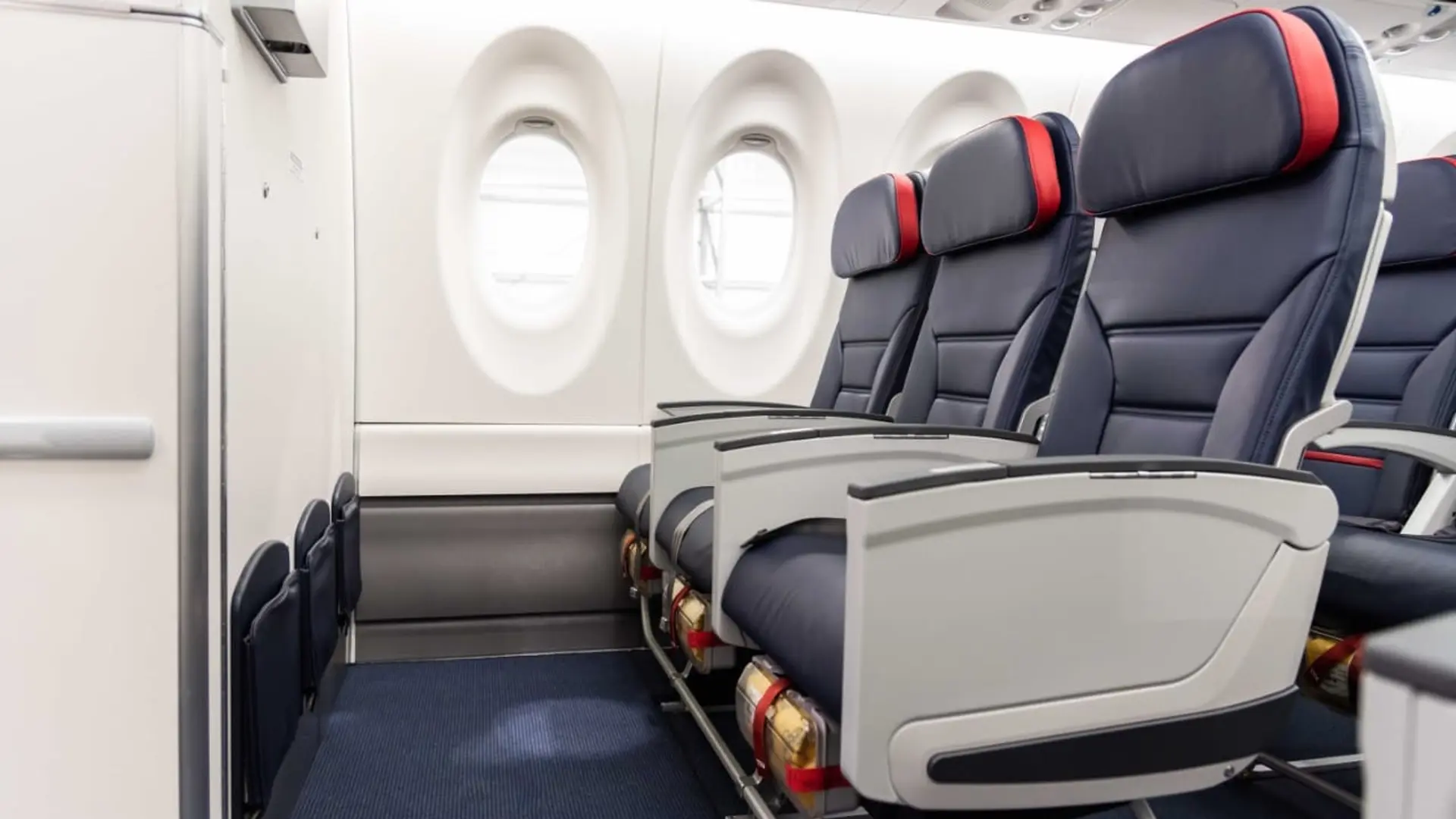 Airline review Short- & Medium-haul - Egyptair - 6