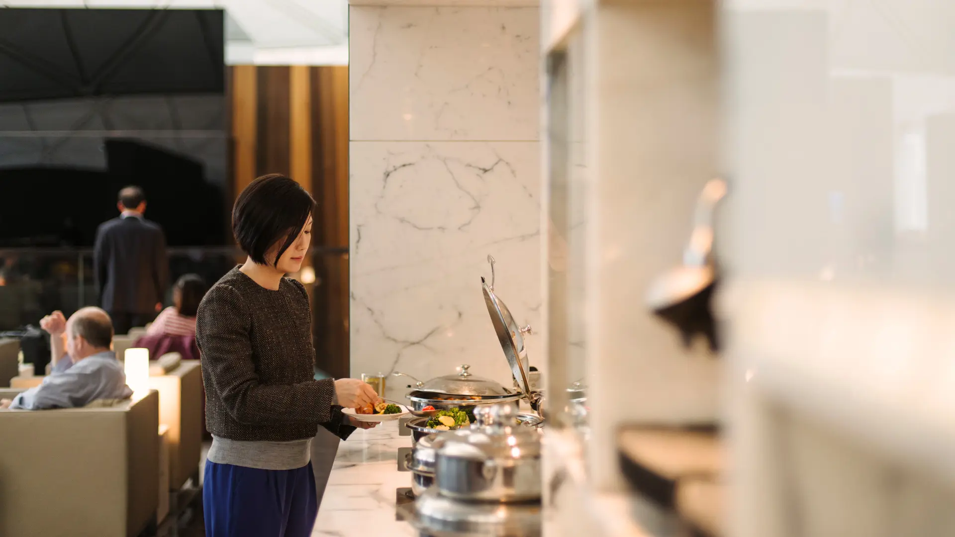 Airline review Airport experience - Cathay Pacific - 3