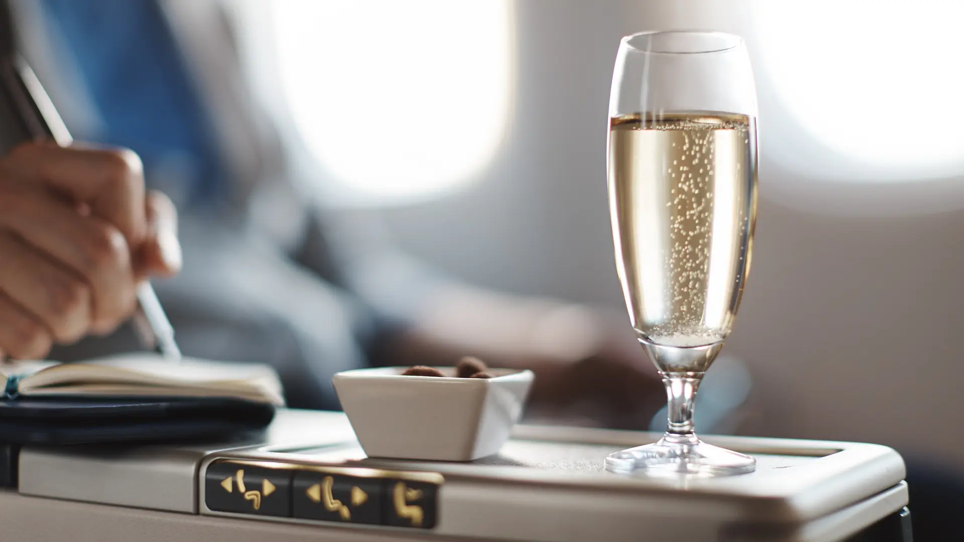 Airline review Short- & Medium-haul - Cathay Pacific - 5