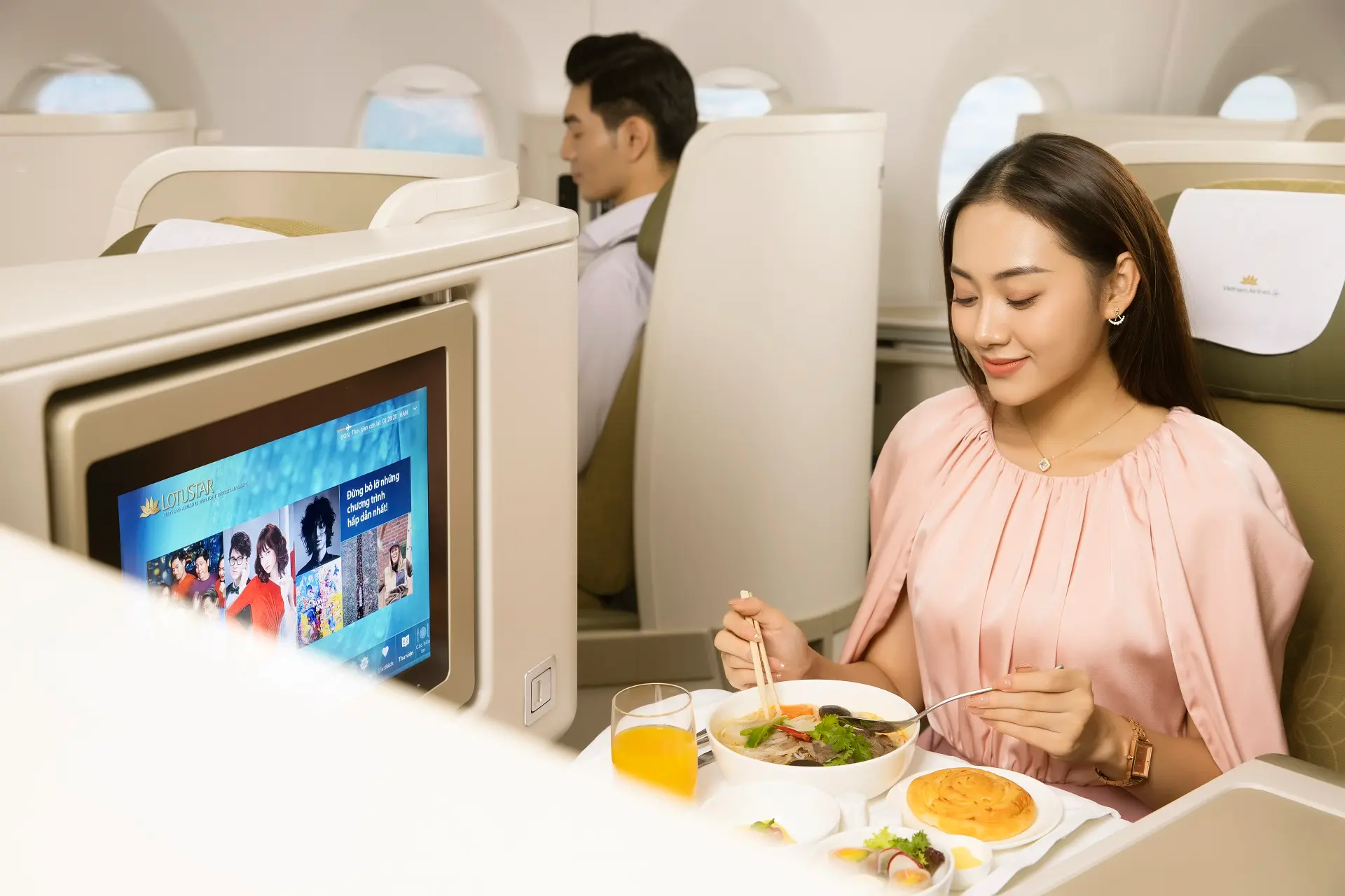 Airline review Cuisine - Vietnam Airlines - 9