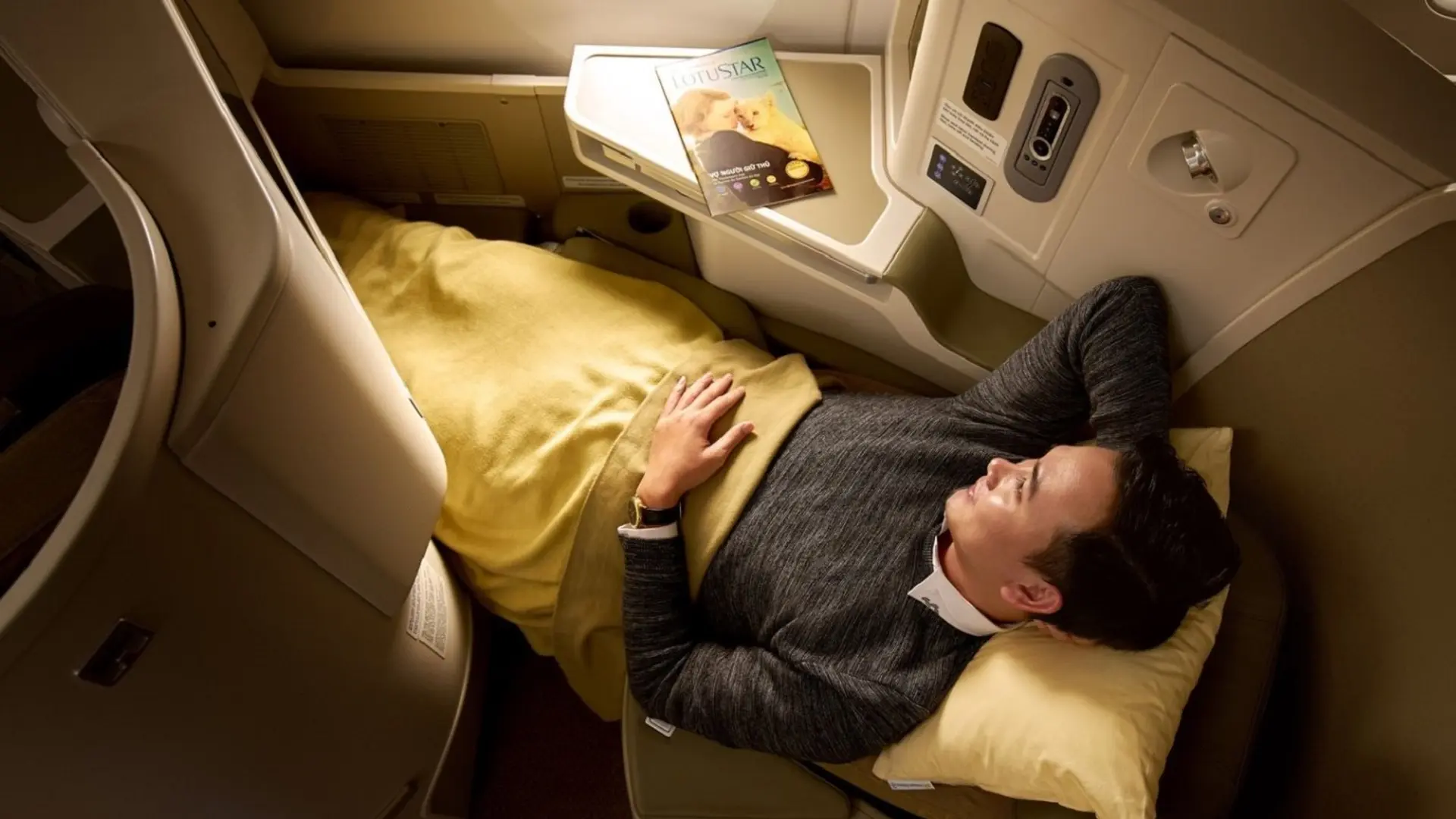 Airline review Amenities & Facilities - Vietnam Airlines - 0