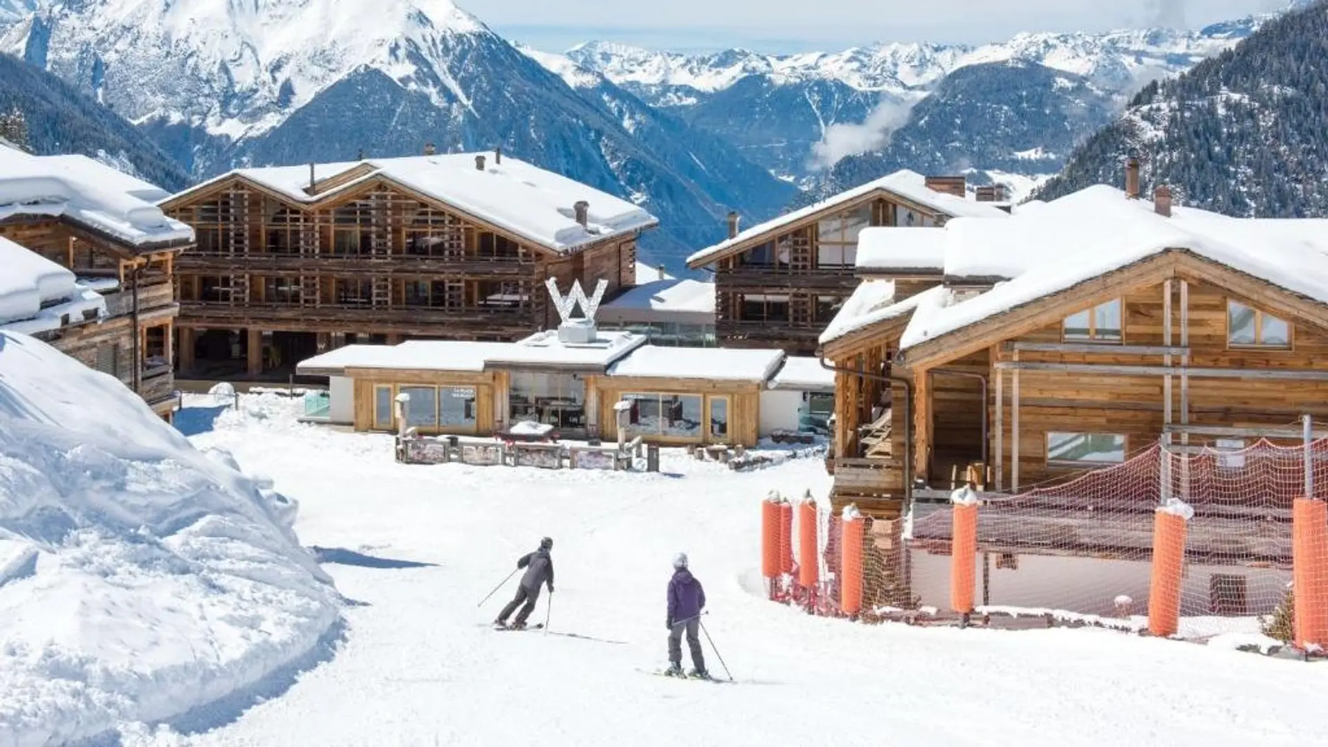 8 Best Luxury Ski Resorts in the World - First-Class.com