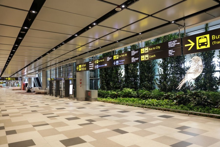Arrival Hall (2).jpg