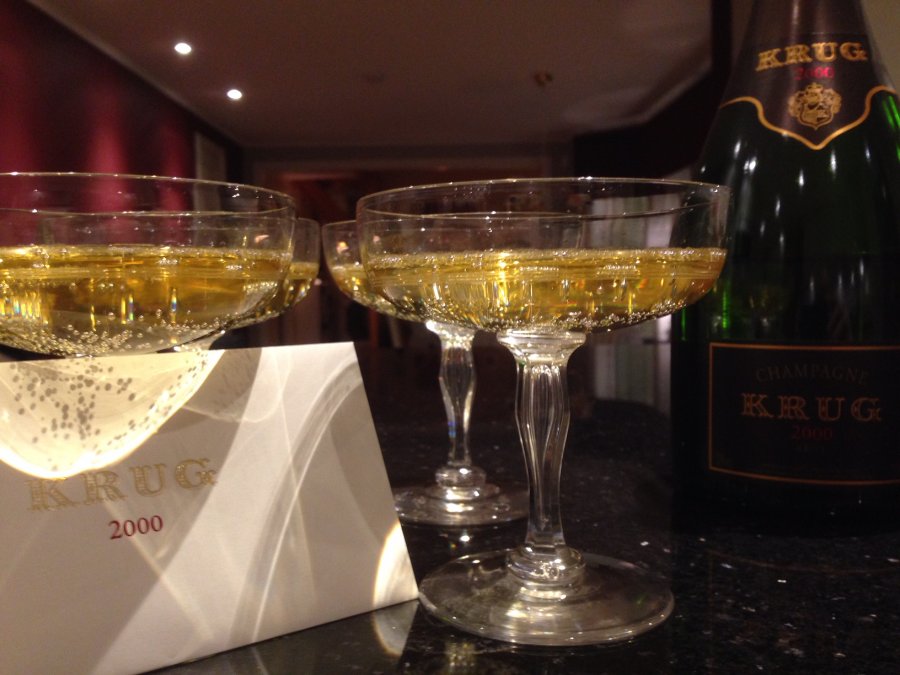 classic champagne glasses.jpg