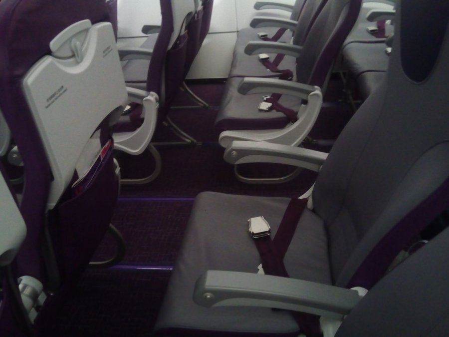 Hong Kong Express A320, HKG-NGB, 02.jpg