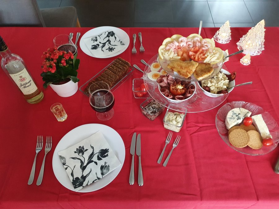 Julefrokost 2020.jpg