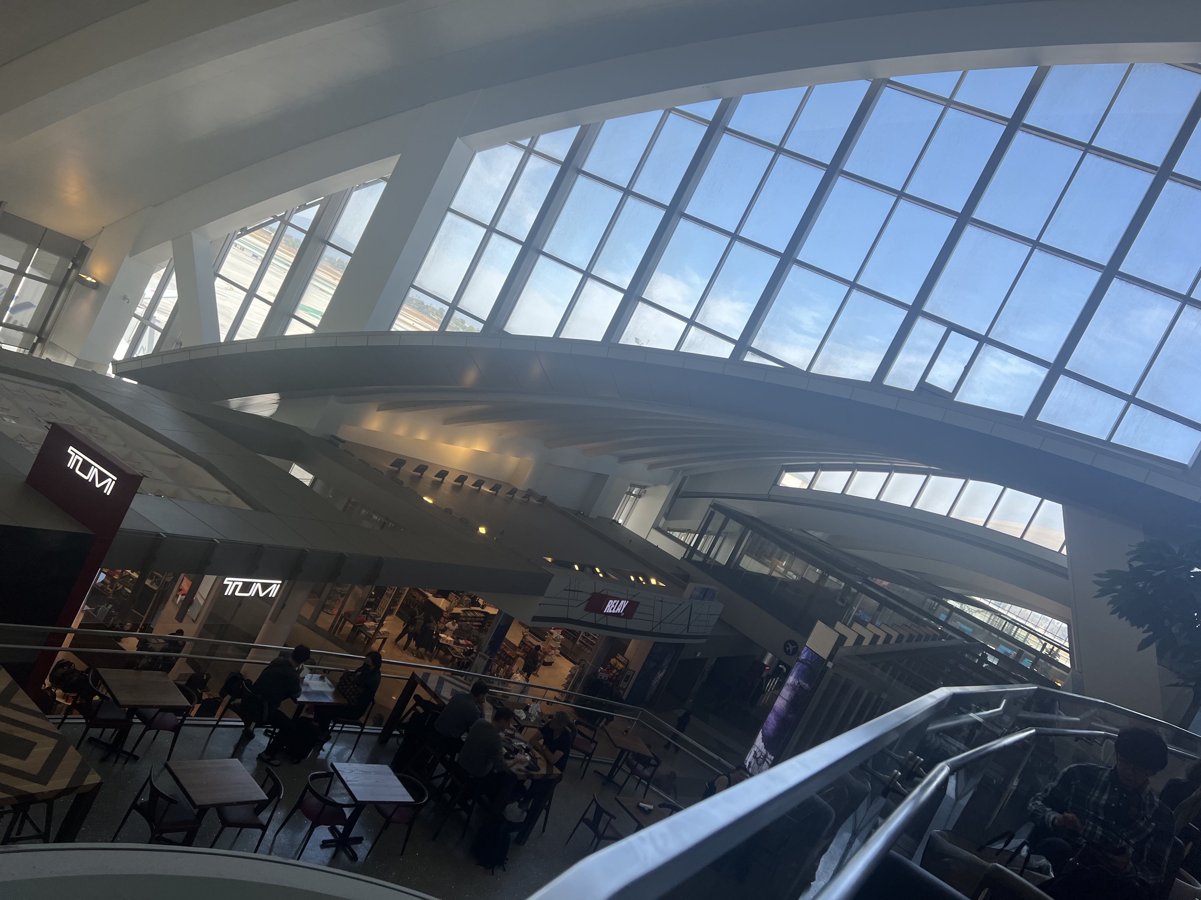 lax lounge1.jpg