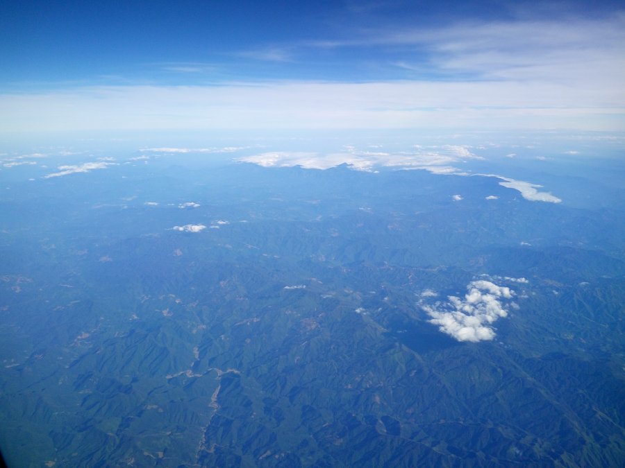 Qatar Airways Business class B777 BKK-HAN, 20-1.jpg