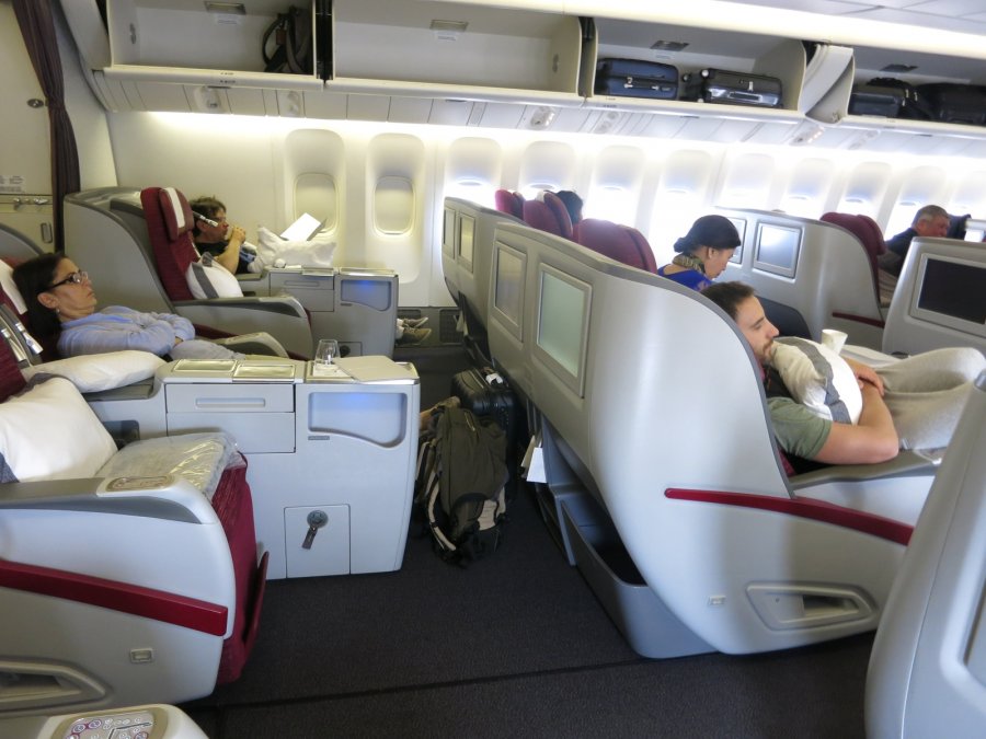 Qatar Airways Business class B777 BKK-HAN, 43.JPG