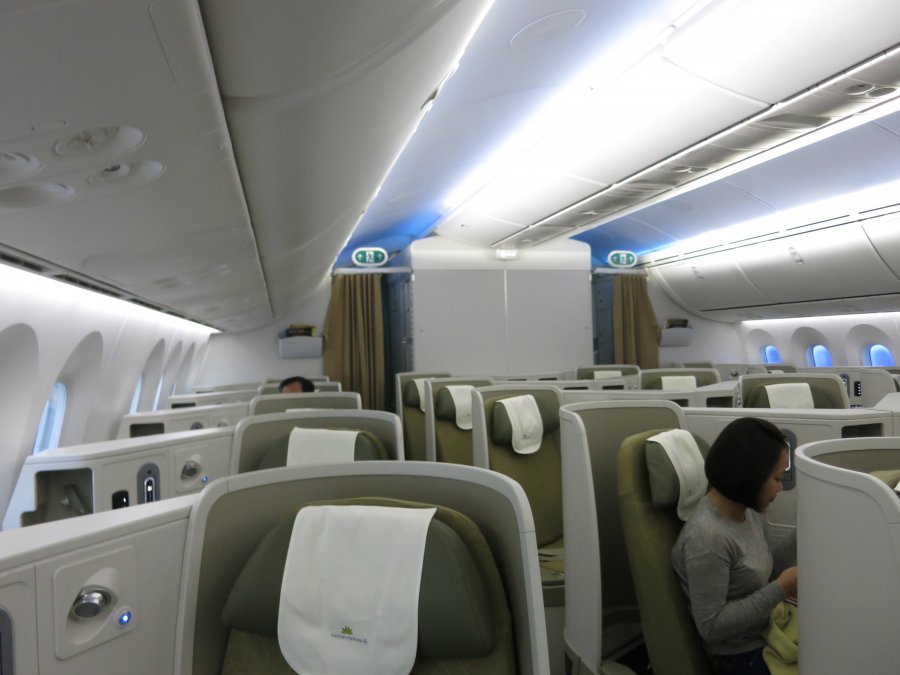 Vietnam Airlines Business class B787 HAN-NRT, 63.JPG