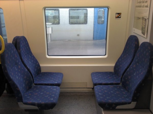 Pendeltåg_05.jpg Pendeltåg_05.jpg