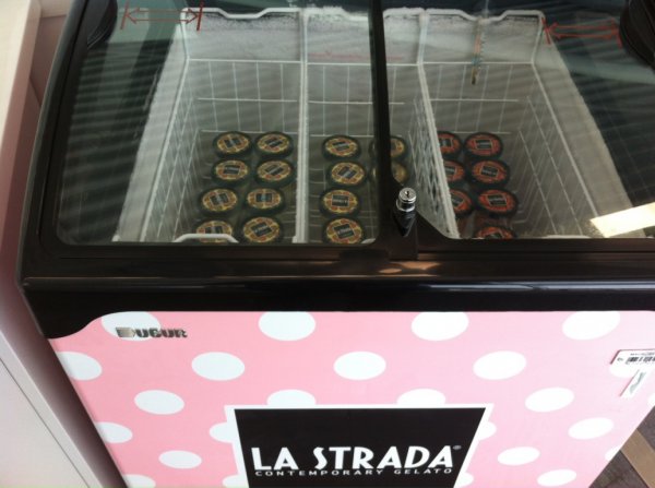 glass buk.jpg glass buk.jpg