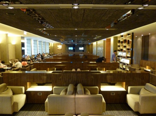 Taipei Songshan Airport Lounge_ 15.jpg
