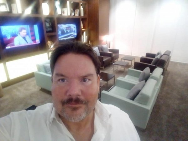 EtihadAirwaysankomstloungeAbuDhabi.jpg