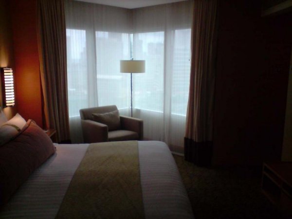 SuiteHolidayInnSilomRoadBangkok2.jpg