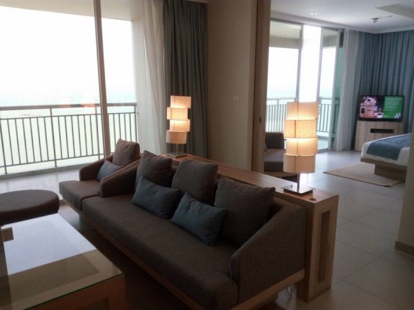 SuiteHolidayInnPattaya1.jpg