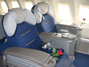 747-Seat-F.jpg 747-Seat-F.jpg