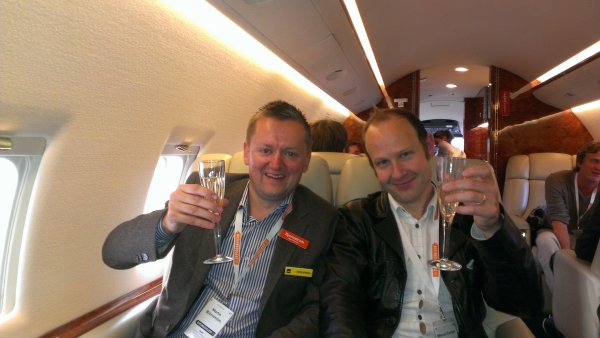 md80_37_s.jpg md80_37_s.jpg