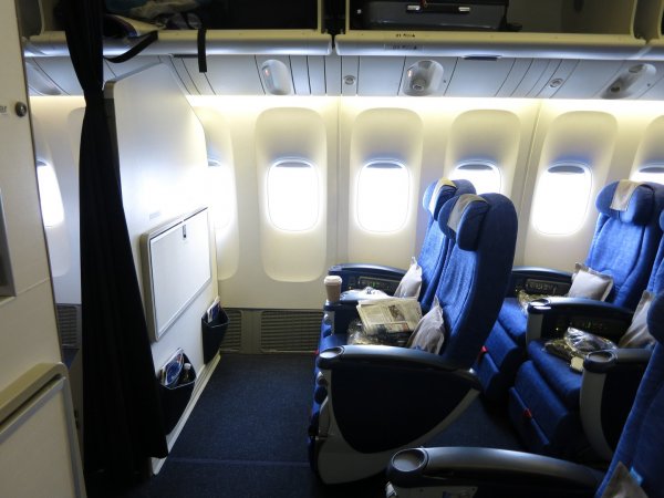 British Airways Premium Economy LHR-PEK, 05.jpg