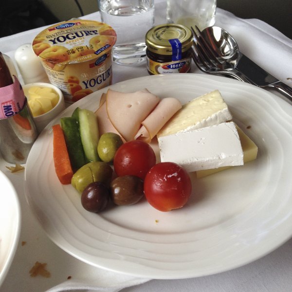 iphone 1014.jpg iphone 1014.jpg