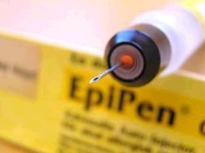 epipen-injection-needle.jpg
