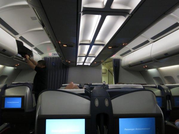 SAS Business CPH-PEK Airbus A340 LAN, 23.jpg