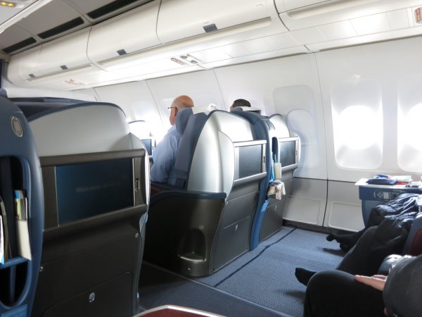 SAS Business CPH-PEK Airbus A340 LAN, 48.jpg