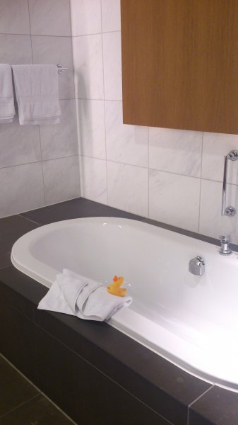 DSC_1070.jpg DSC_1070.jpg