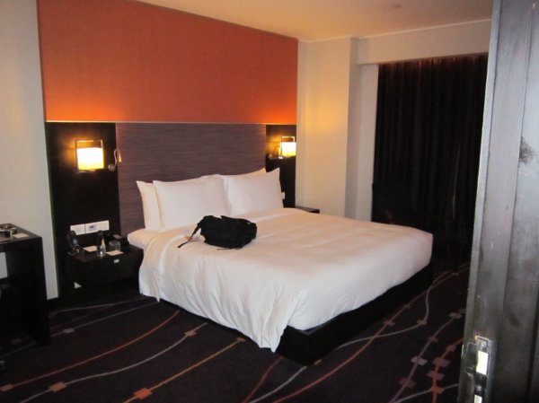 IMG_0879.jpg IMG_0879.jpg