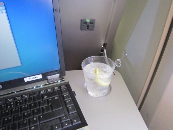 IMG_0876.jpg IMG_0876.jpg