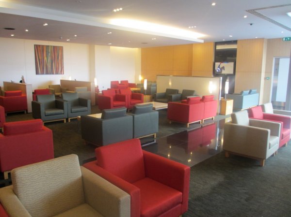 lounge.jpg lounge.jpg