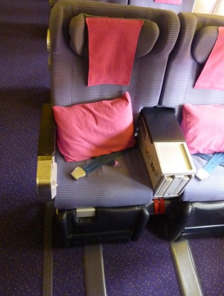 THAI Premium Economy B747_03.jpg THAI Premium Economy B747_03.jpg