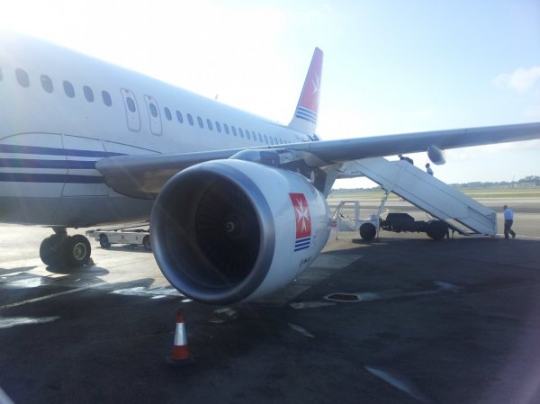 KM_A320.jpg KM_A320.jpg