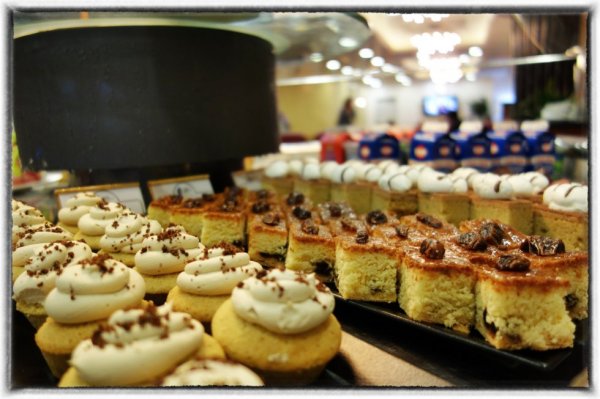 Efterrätter-Diners_Snapseed.jpg Efterrätter-Diners_Snapseed.jpg