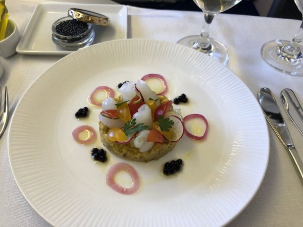 IMG_0987.jpg IMG_0987.jpg