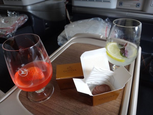 s_pre-flight.jpg s_pre-flight.jpg