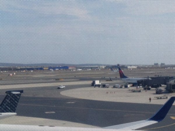 BA EWR.JPG BA EWR.JPG