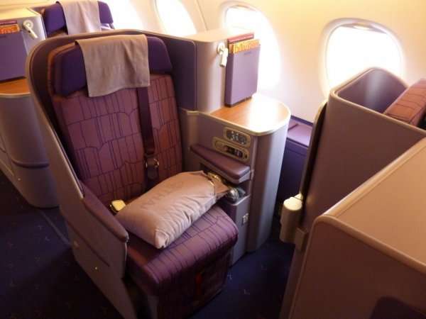 THAI Business BKK-NRT_08.jpg THAI Business BKK-NRT_08.jpg