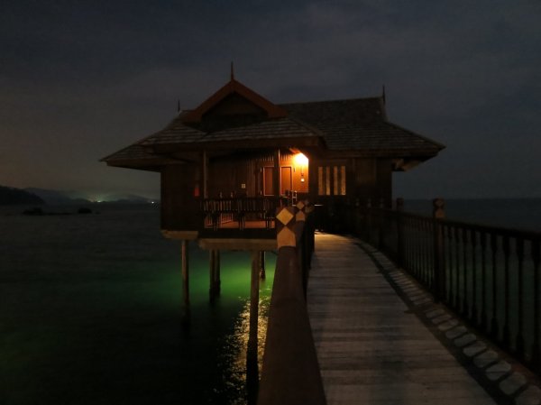 IMG_2235.jpg IMG_2235.jpg